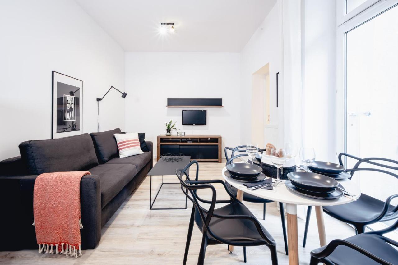 Pamiatkowa 11, 2 Rooms, Self Check In 24h *